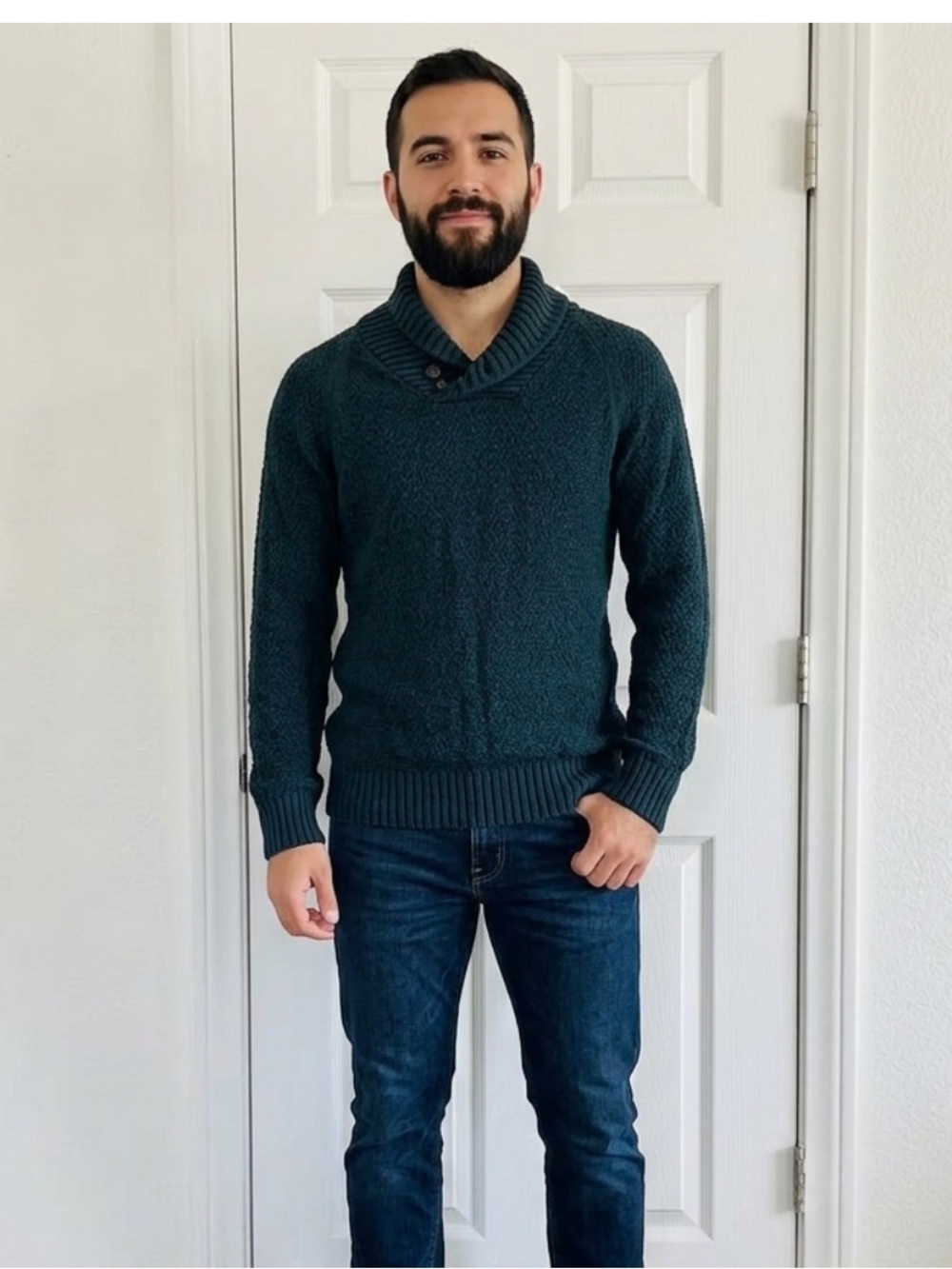 H&M Mens Blue Long Sleeve Knit
Sweater Size L
